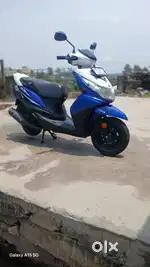 Yamaha ray z