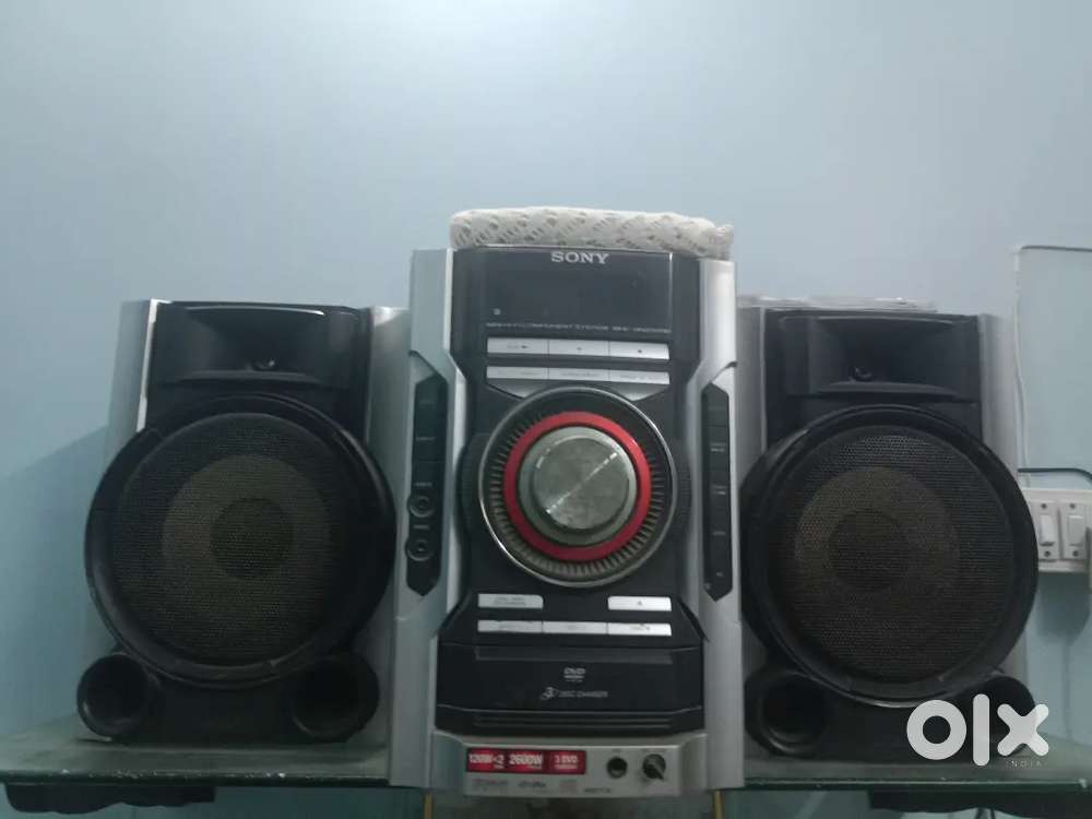 Sony Audio with 2 big speaker