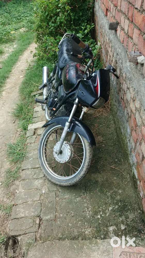 Good condition gadi chalta hai triple loading