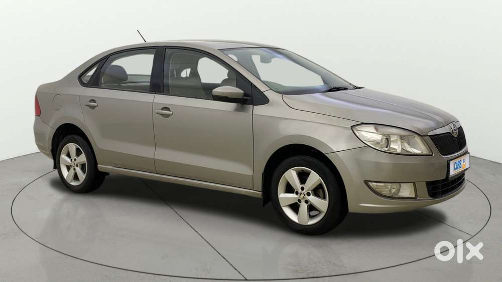 Skoda Rapid 2011-2013 1.6 MPI Elegance, 2015, Petrol