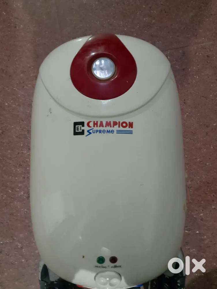 Good condition water gyser 25 Leter