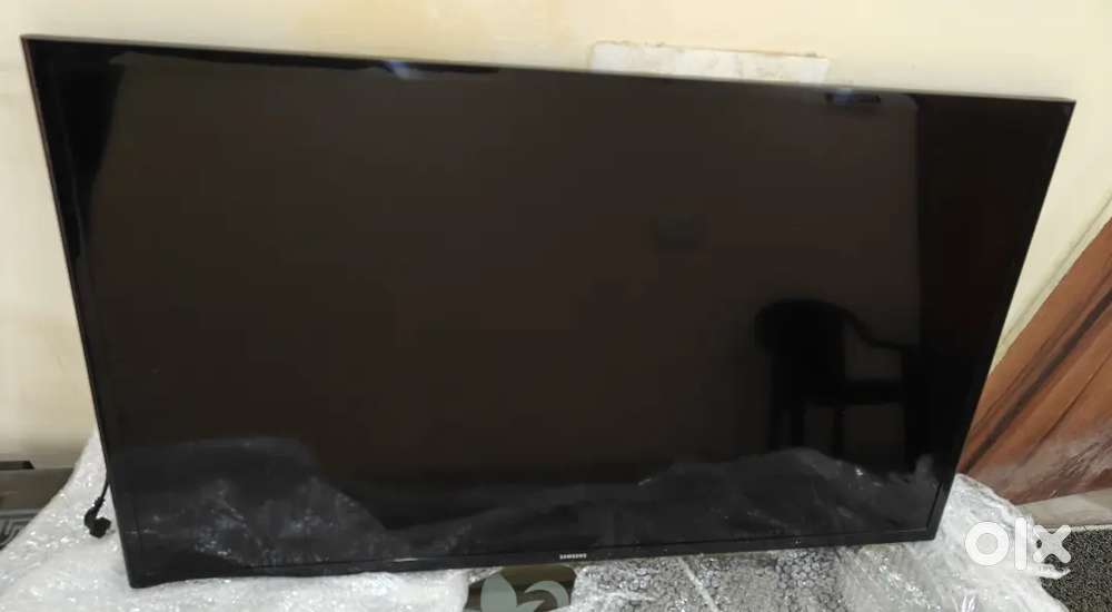 Samsung Smart Led TV (43 Inches)