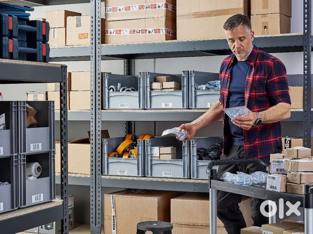 URGENT HIRING - WAREHOUSE STAFF