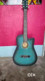 Intern acoustic Guitar best for beginners