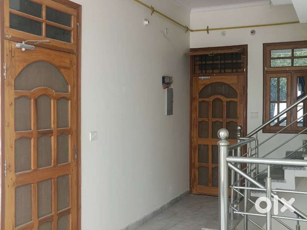 Brokers stay away please