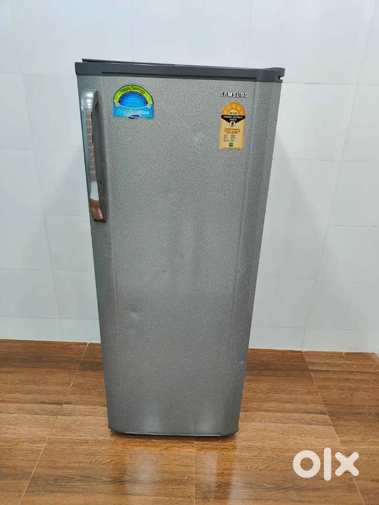 €¥$ SAMSUNG brand single door 230ltrs 5:star rating wit waranty n ship