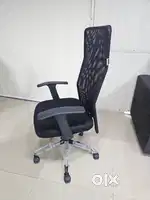 50+ Office Rolling Chairs – Bulk Deal | Excellent Condition
