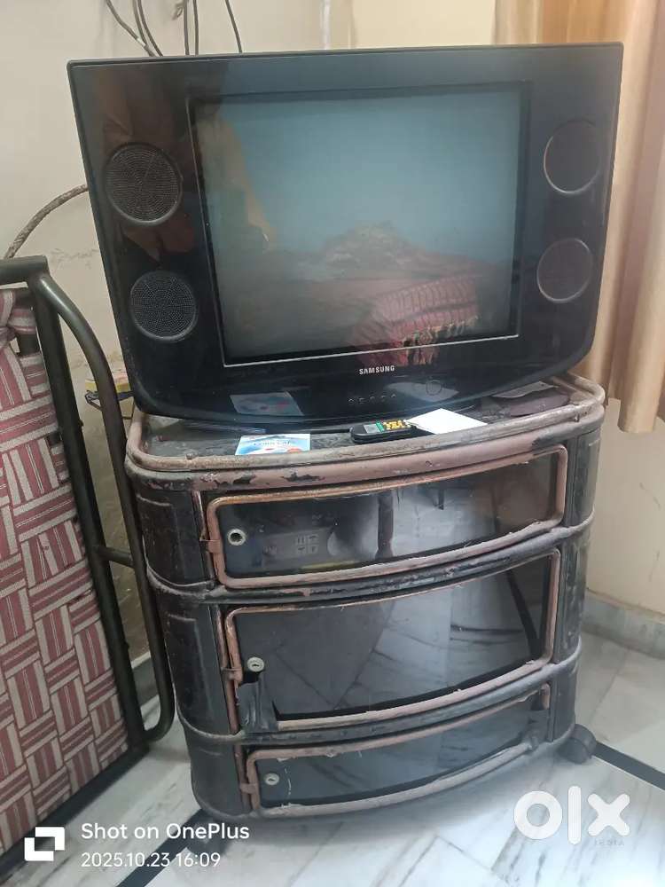 TV & trolley