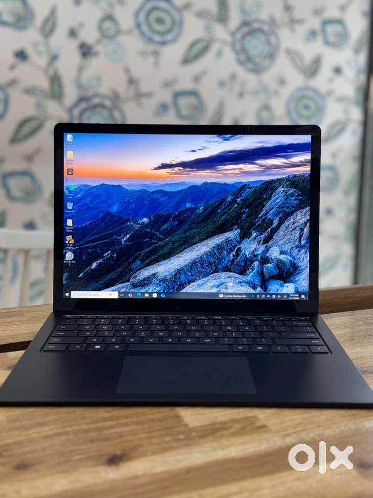 Microsoft i7 12th gen /  32/1tb inwarranty/ touch screen