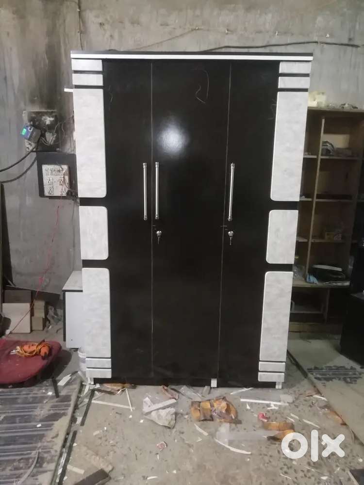 Almari, Almirah , wardrobe , अलमारी