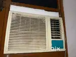 Ac 1.5 ton onida good condition
