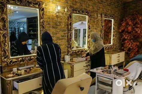 Wanted beauticion nanage parlour