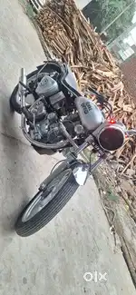 bullet 2005 model RC  bhi hai DL number hai