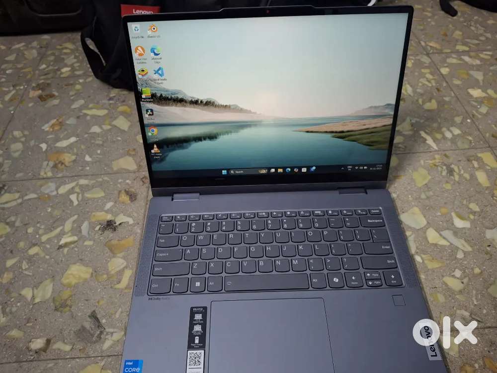 Lenovo 14 ip5 16gb two months old