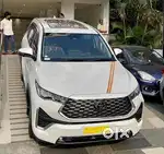 Toyota Innova Hycross 2.0 ZX (O) Hybrid 7 STR, 2025, Petrol