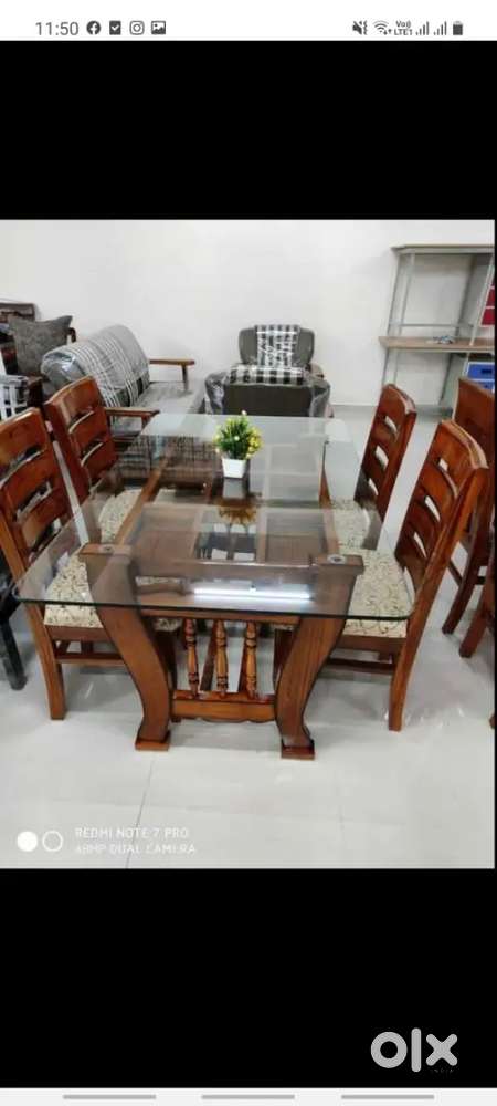 DINNING TABLE WITH WOOD AND GLASS WITH 4 CHAIR IN N.Z FURNITURE