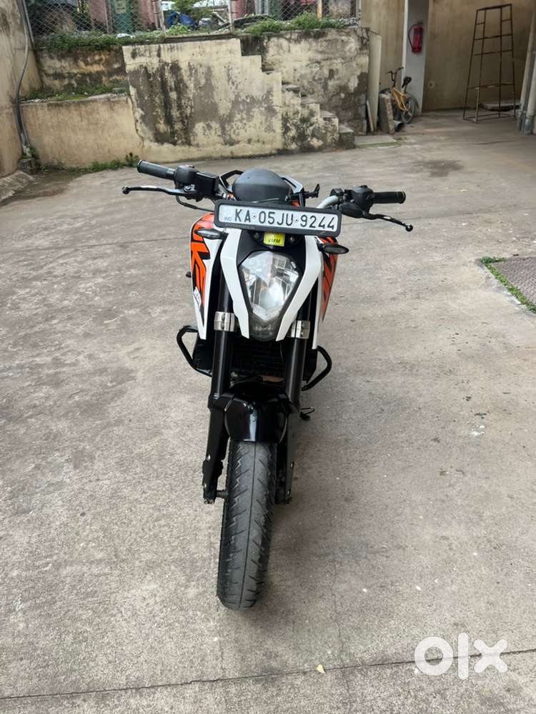 Selling my Duke 200 2nd owner