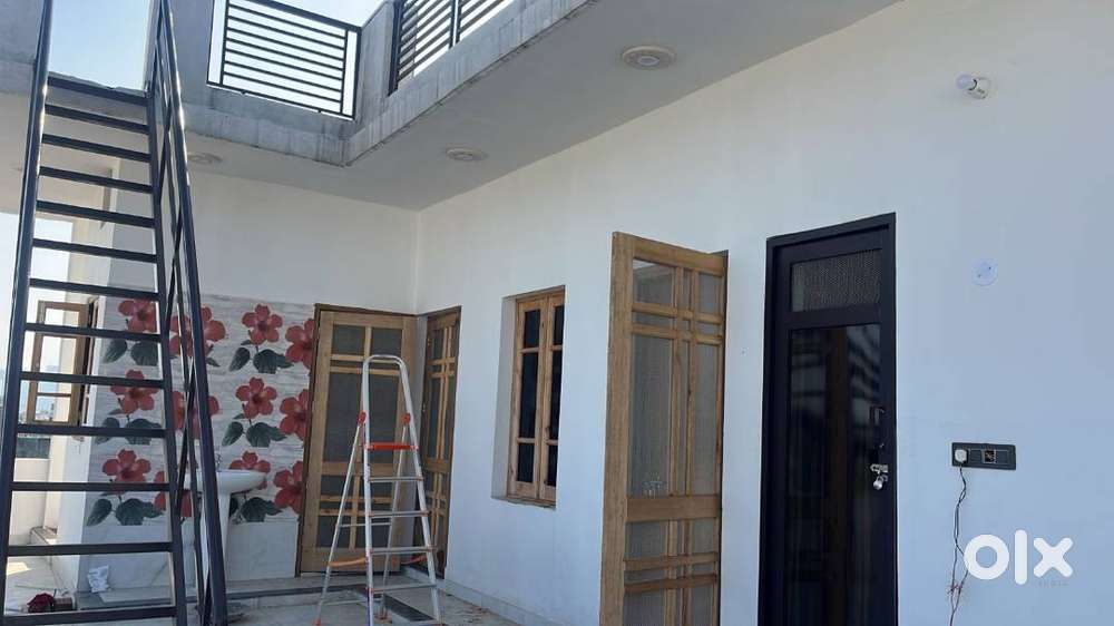 Accomodation available for Working Professional or Small Family