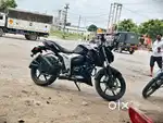 Hey frnds i m selling my brand new condition aparcha rtr 160 4v is