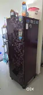 LG 5 star Refrigerator, almost new with accessories