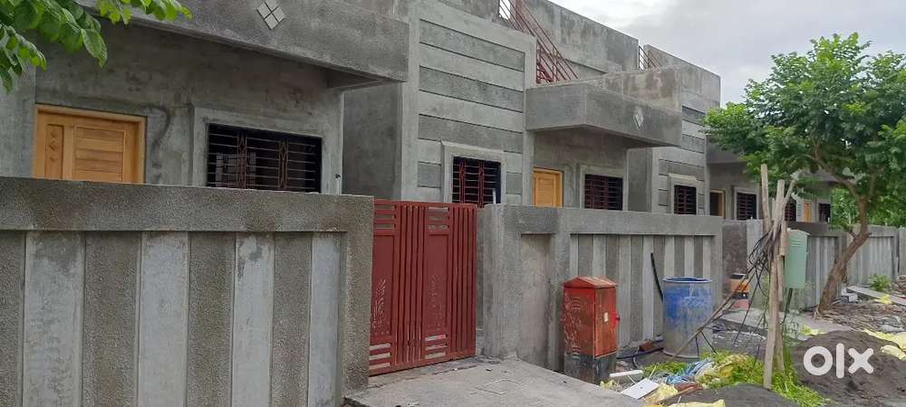 2 BHK बंगलो विकणे आहे
