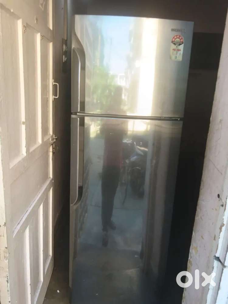 300 liter 5 star samsung new condition