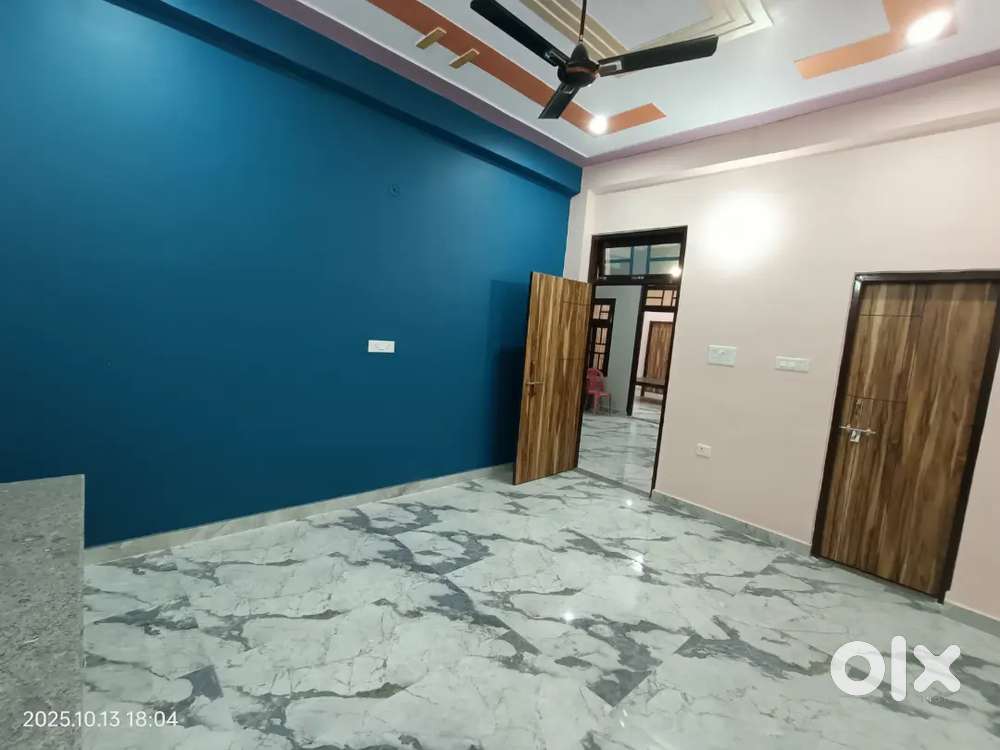 Independent rooms for rent near HCL