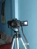Canon EOS 200D
