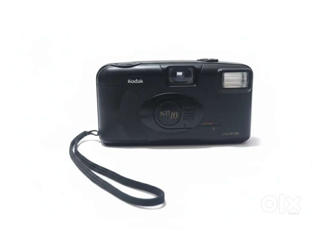 KB10  Kodak old camera without film