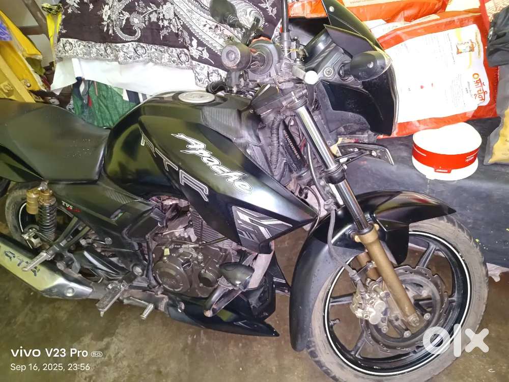 Apache rtr 180 matte black.very good condition.