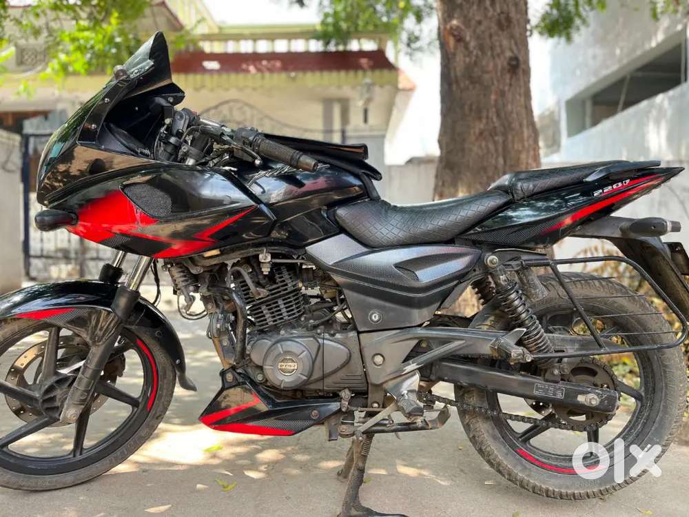 Pulsar 220f