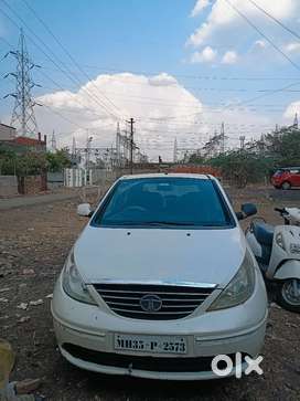 Car in very good condition one hand use 4 tyre new