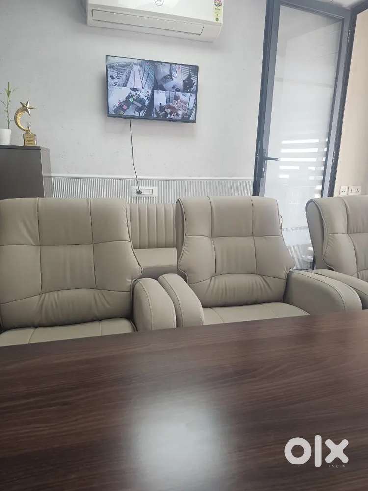 Required female tele caller for real estate