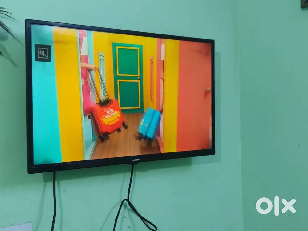 32inch samsung normal ledvery goodcondition urgent sale moneyneed 3800