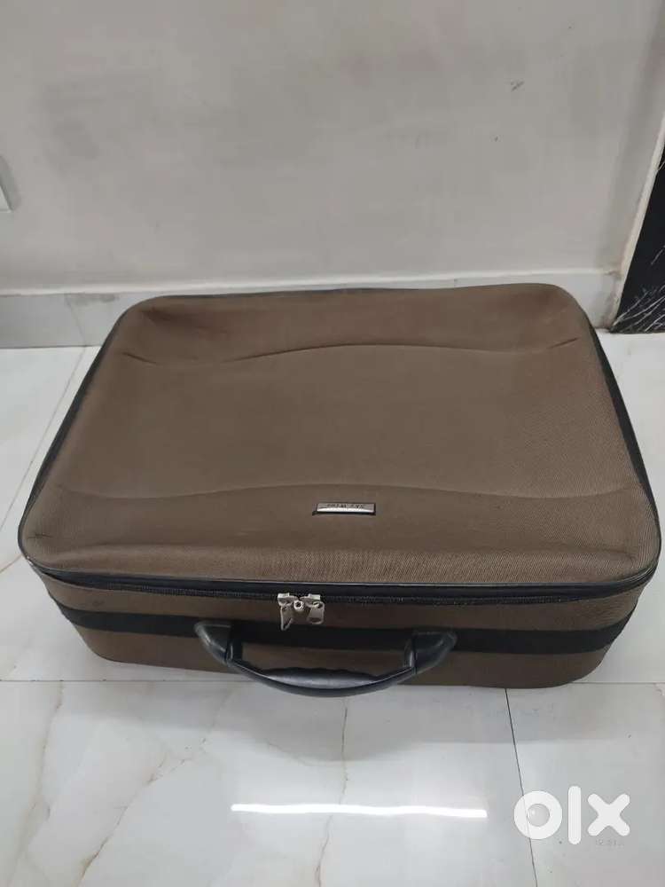 Skywin Suitcase locking system available
