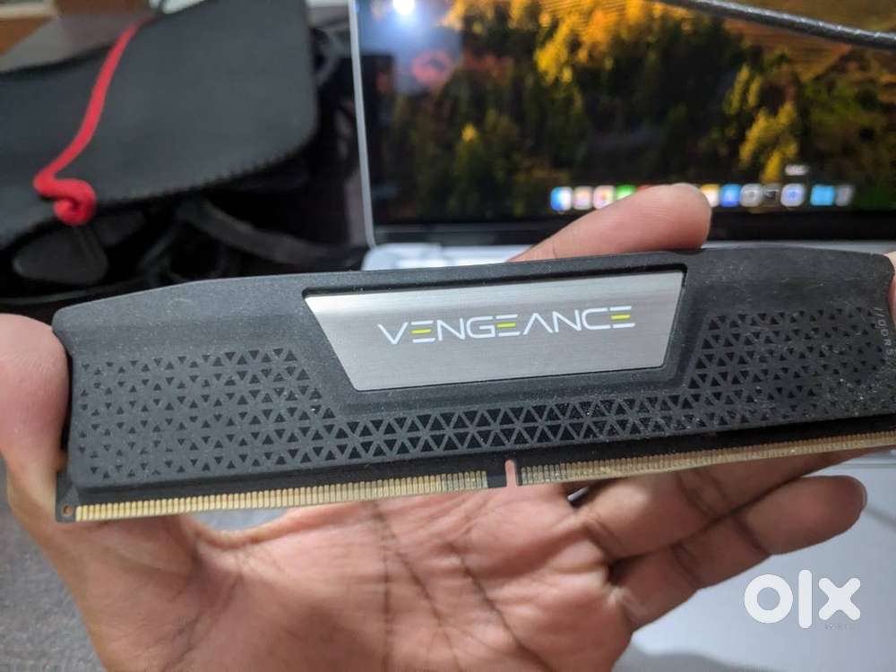 crucial DDR5 5200mhz ram 16GBX2 new unused with warranty