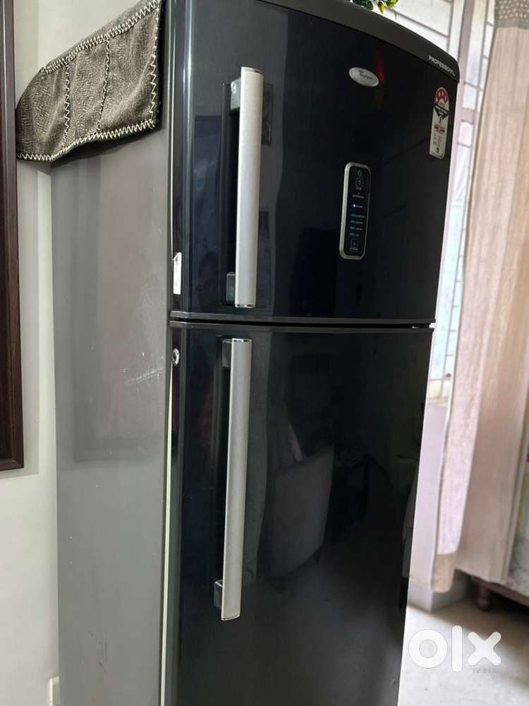 Whirlpool Frost-Free Refrigerator 310L  Excellent Condition  4 Star