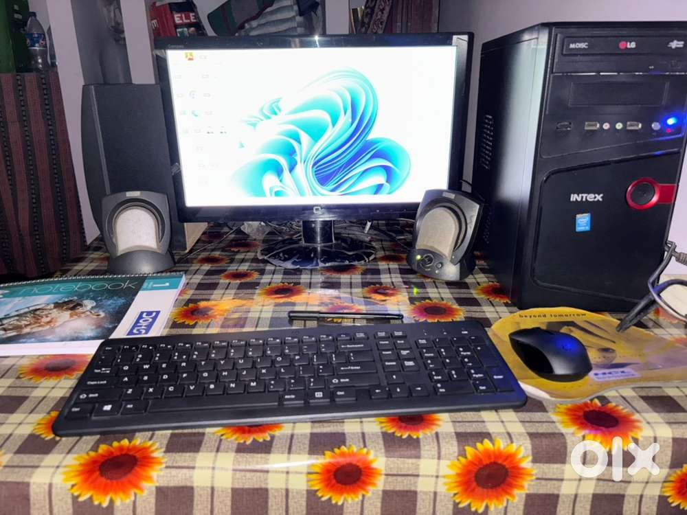 Desktop i3 with 512 gb ssd