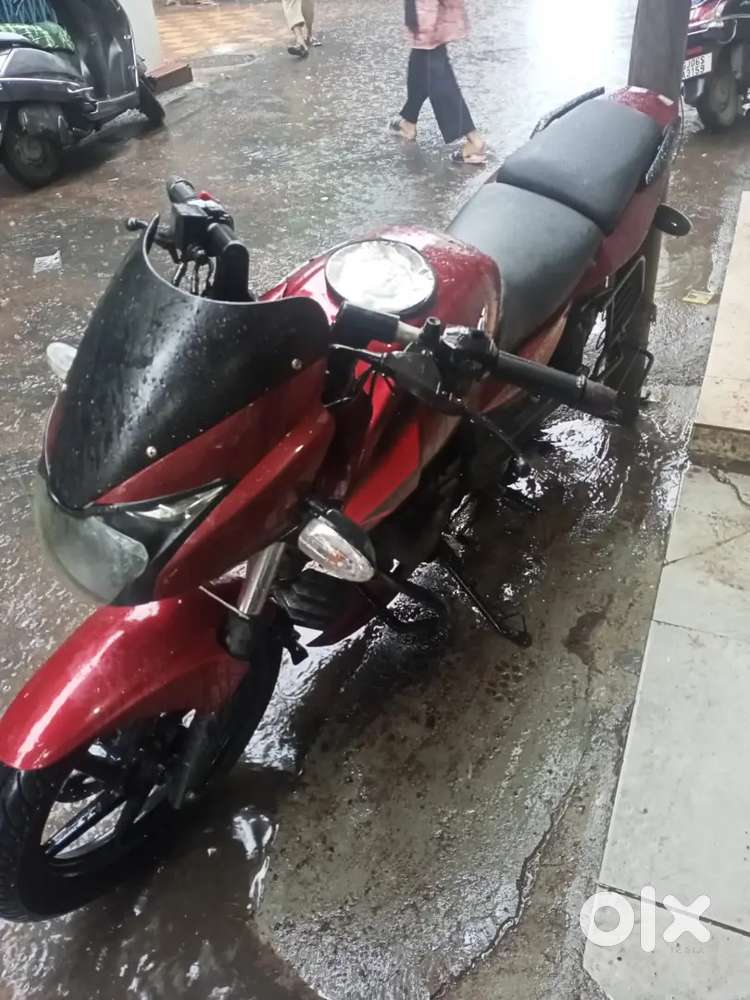 Bajaj Pulsar 150 Twin disc