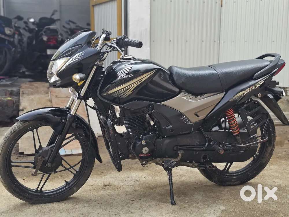 2016 HONDA SHINE INSTIAL PAY :15,000  Coimbatore reg single owner