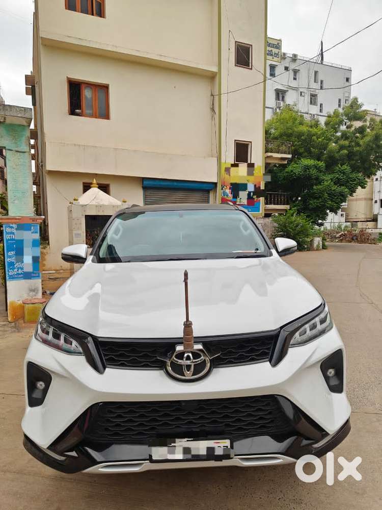 Toyota Fortuner Leader Edition (AT), 2023, Diesel
