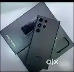 Selling my 6 month old Samsung s23ultra black colour need urgent money