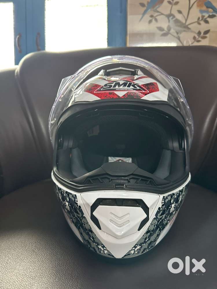 SMK HELMET