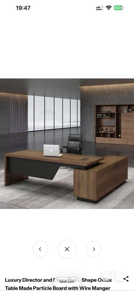 Looking for female and male for receptionist And manager