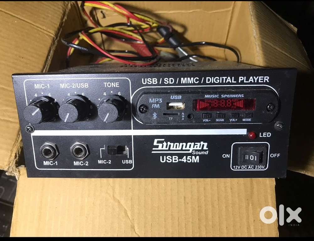 Amplifier with Loud speaker and mic