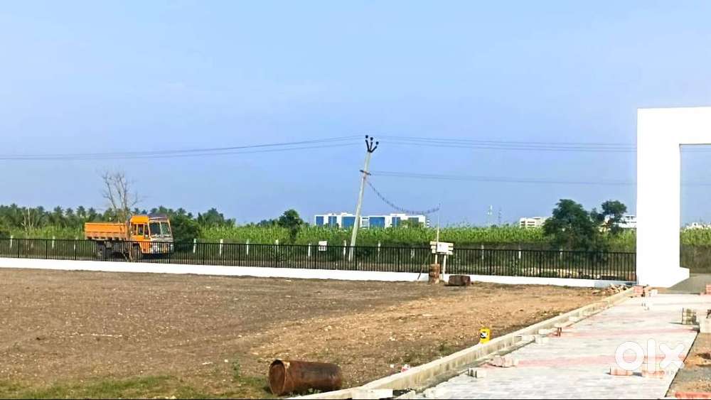 PREMIUM PLOTS ARE AVAILABLE JUST 5KMS FROM KEERANATHAM