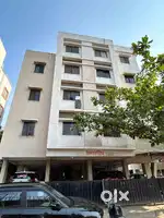 2 BHK Furnished Flat ( 12 Year Old )
