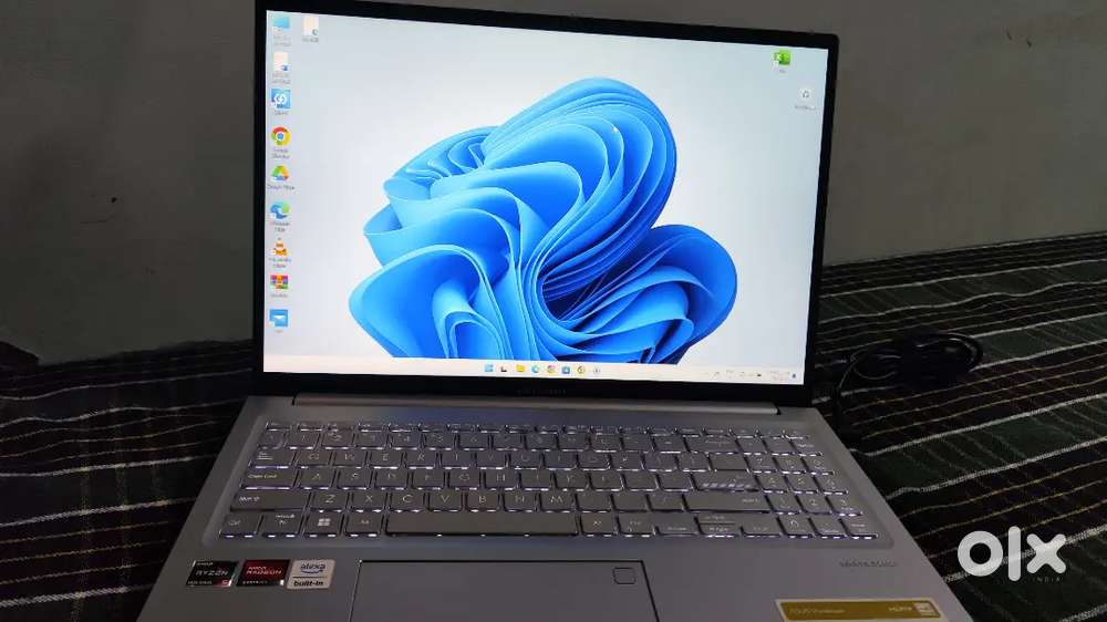 Asus vivobook 16x