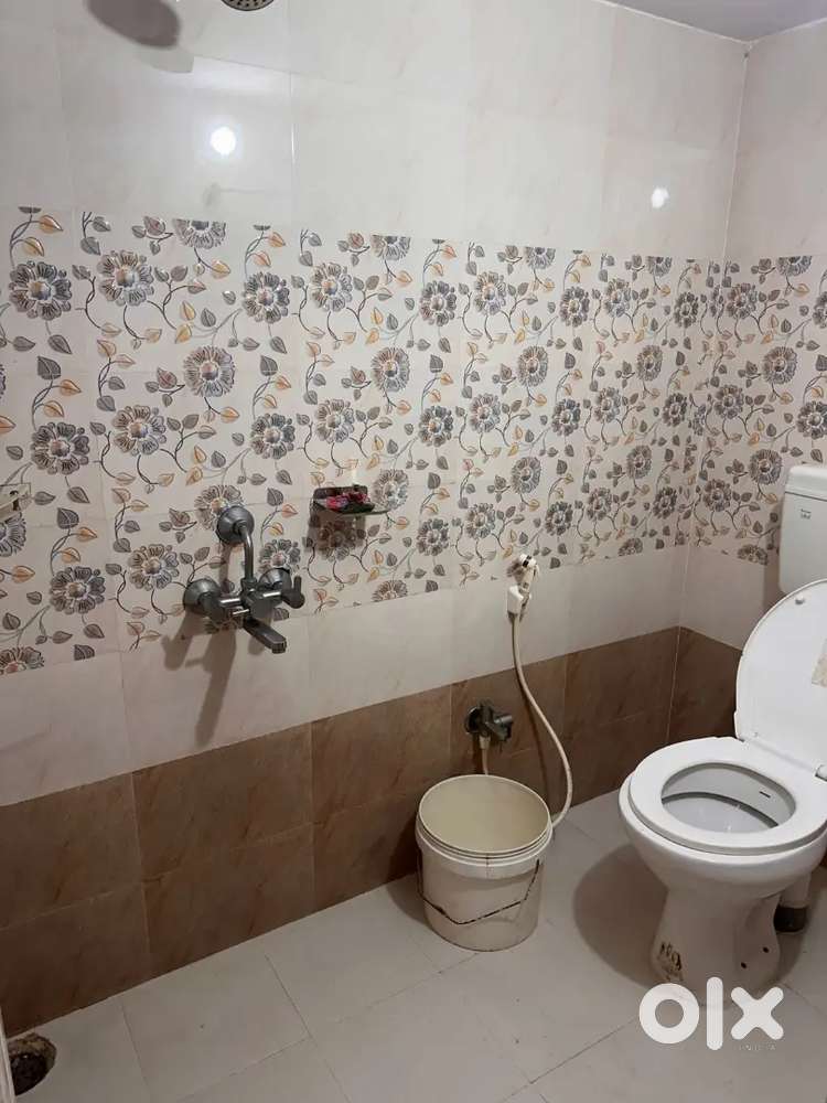 New house 3 bhk spacious room with 24*7 electricity and water..