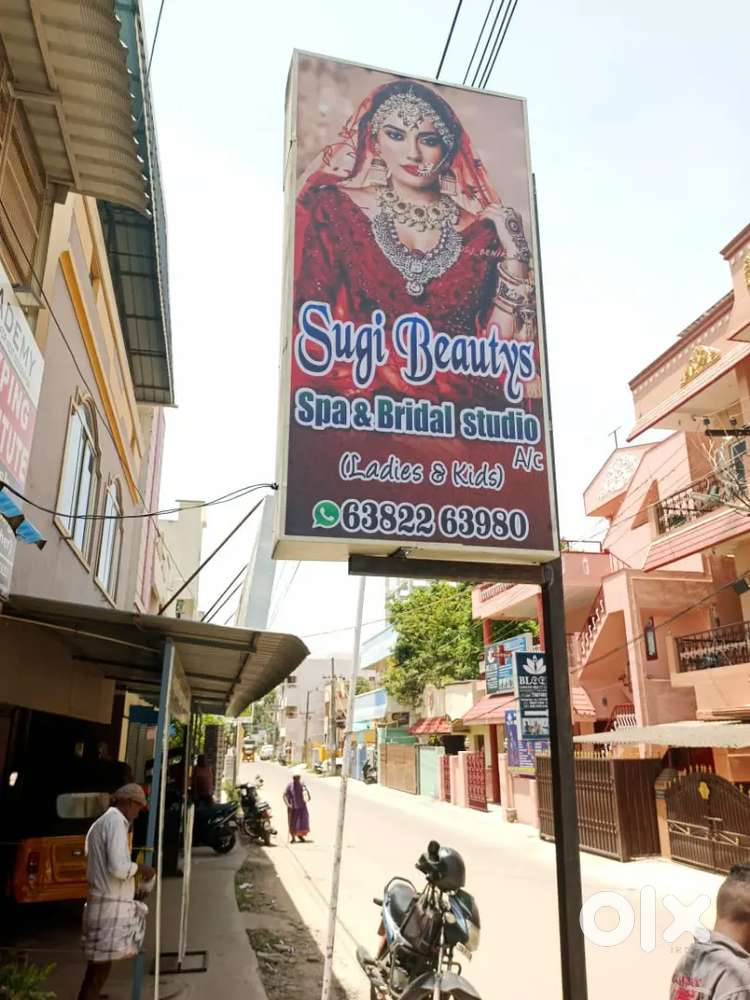 Ladies Beautician wanted